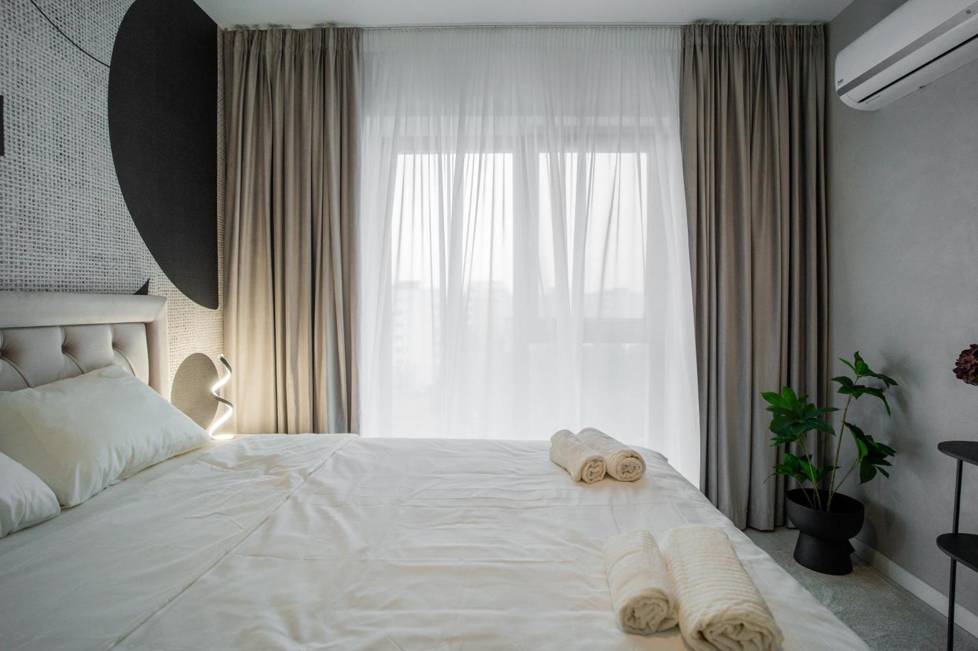Foisorului Brand New With Huge Balcony * Bukarest
