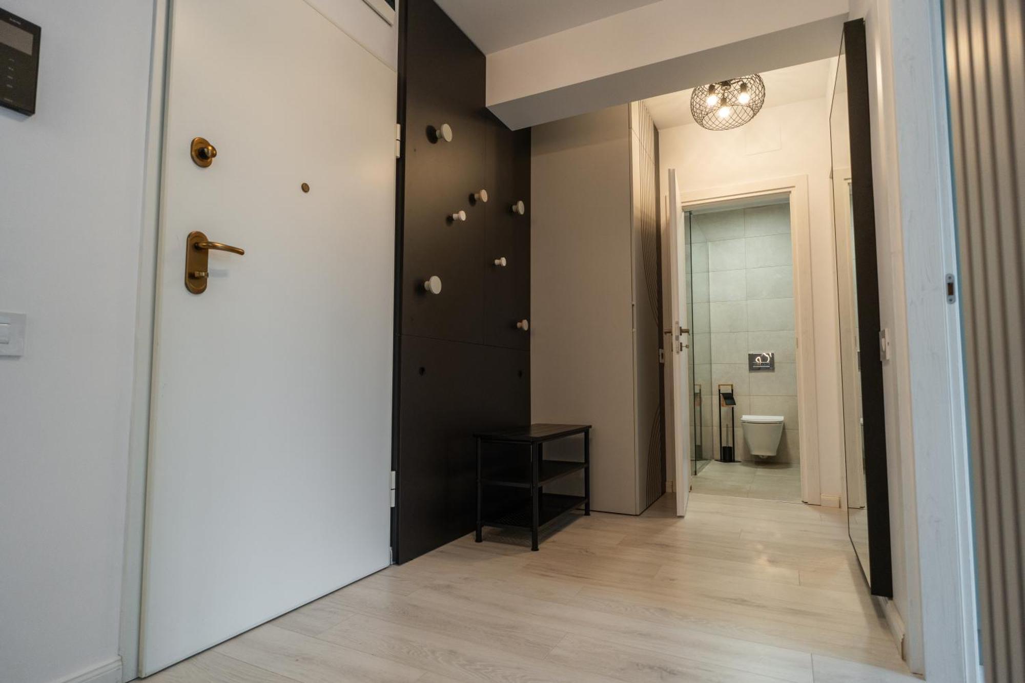 Foisorului Brand New With Huge Balcony * Bukarest